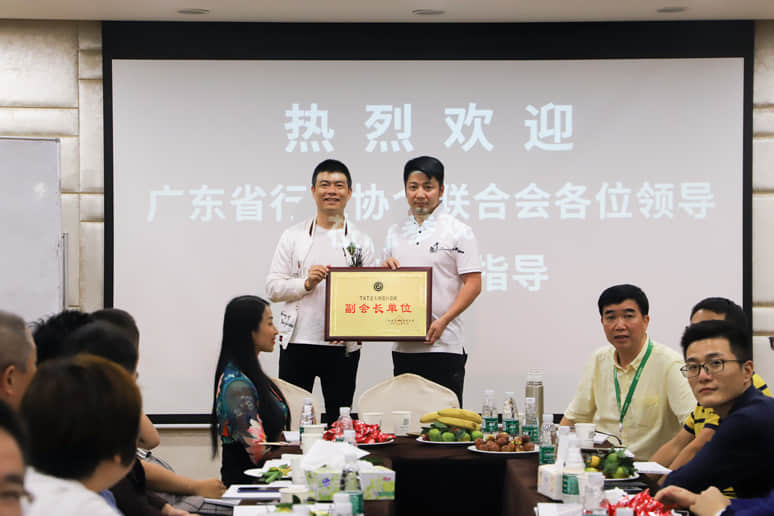 1539766635134216.jpg 11.jpg