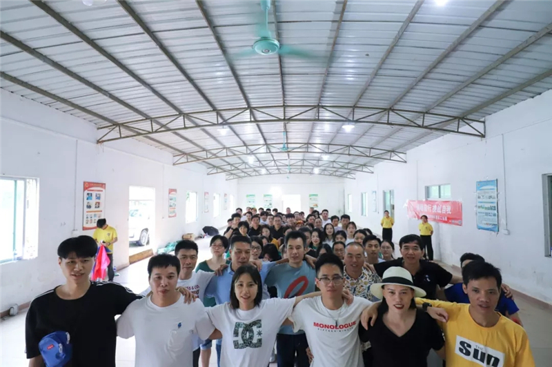 1570678749347567.jpg 640.webp (4).jpg