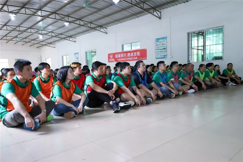 1570678773793118.jpg 640.webp (5).jpg